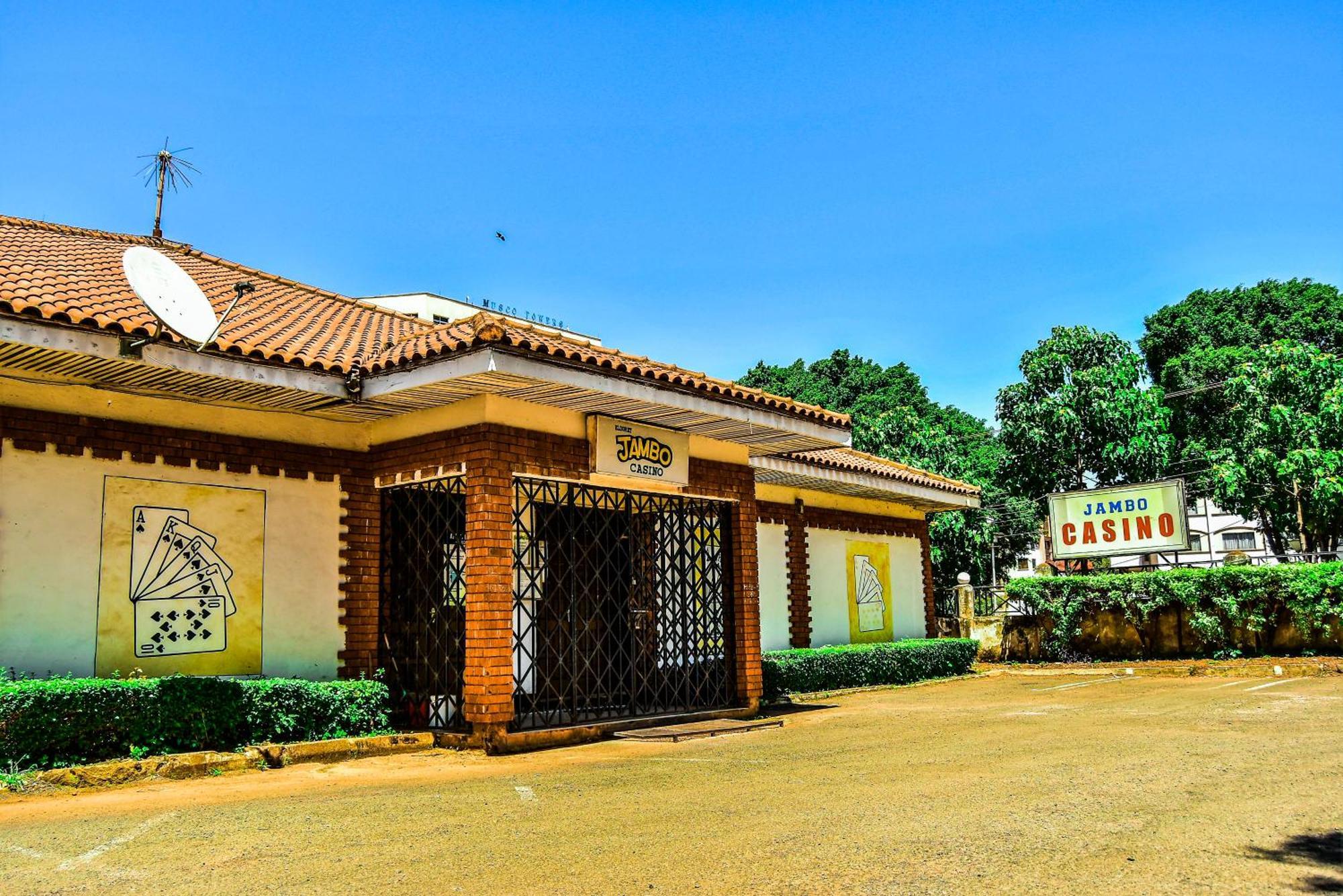 Wagon Wheel Hotel Eldoret Exterior photo