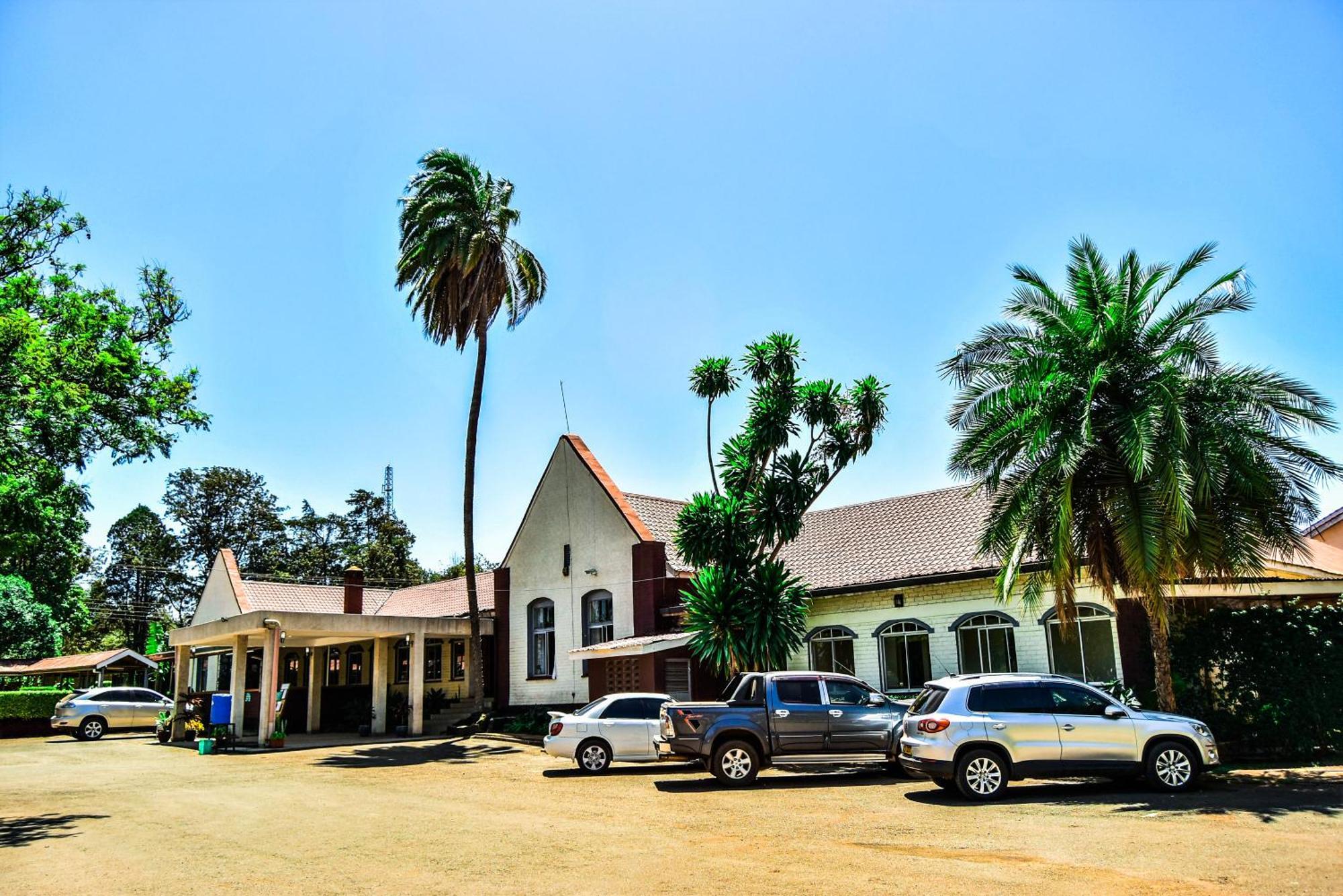 Wagon Wheel Hotel Eldoret Exterior photo