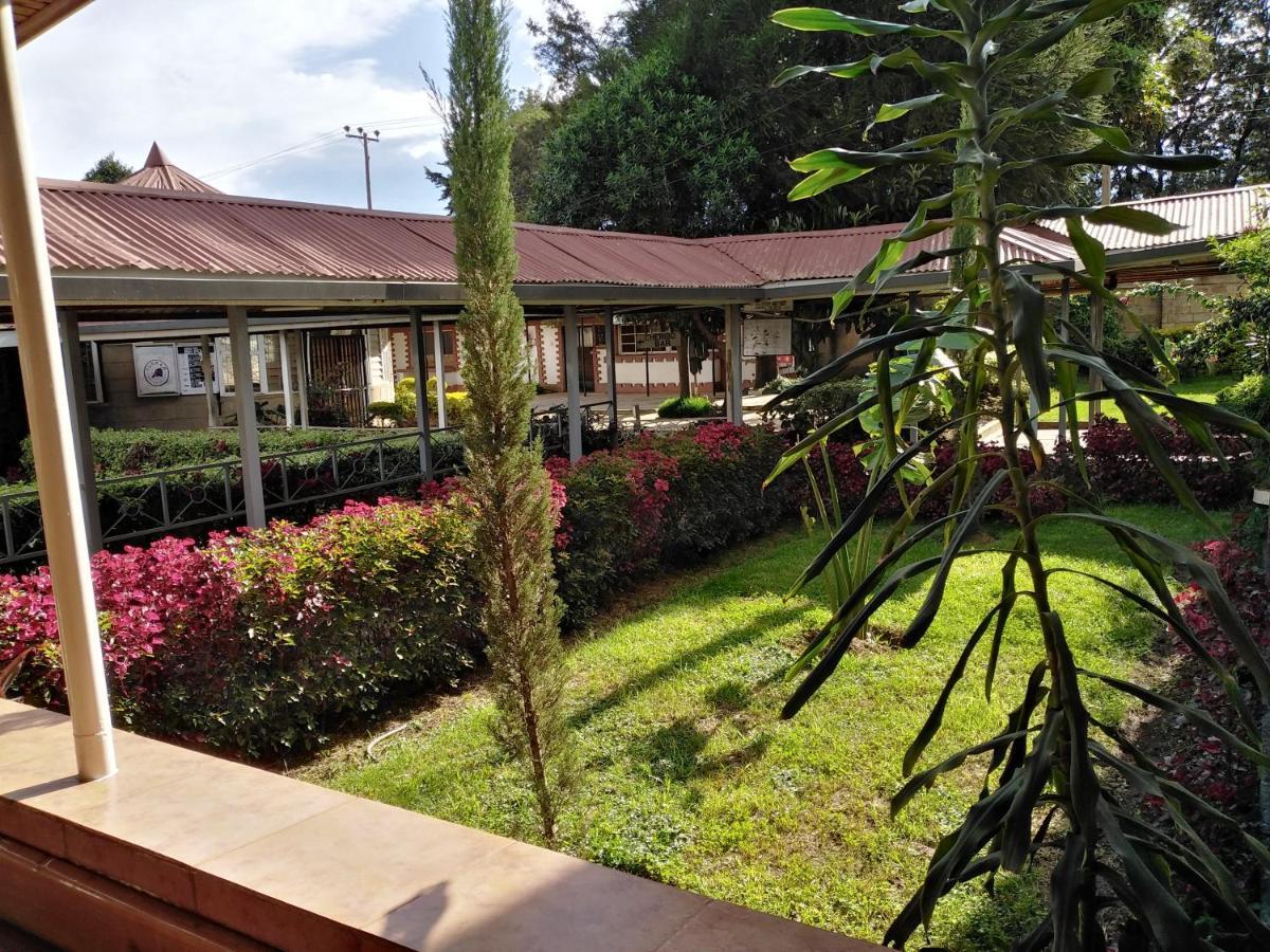 Wagon Wheel Hotel Eldoret Exterior photo